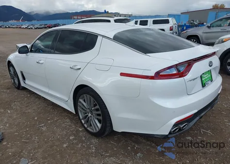 2018 Kia Stinger z USA, uszkodzony, nr VIN KNAE15LA2J6015941